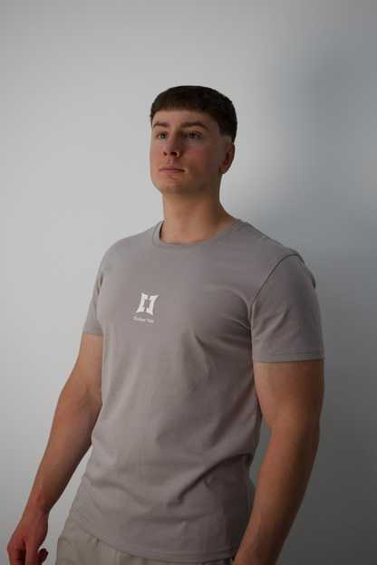 CAMISETA GRIS - ESSENTIALS