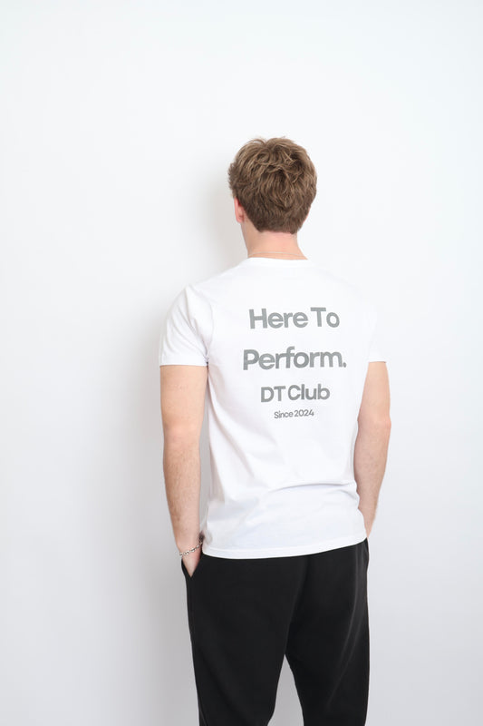 Camiseta Here To Perform WHITE Regular Fit